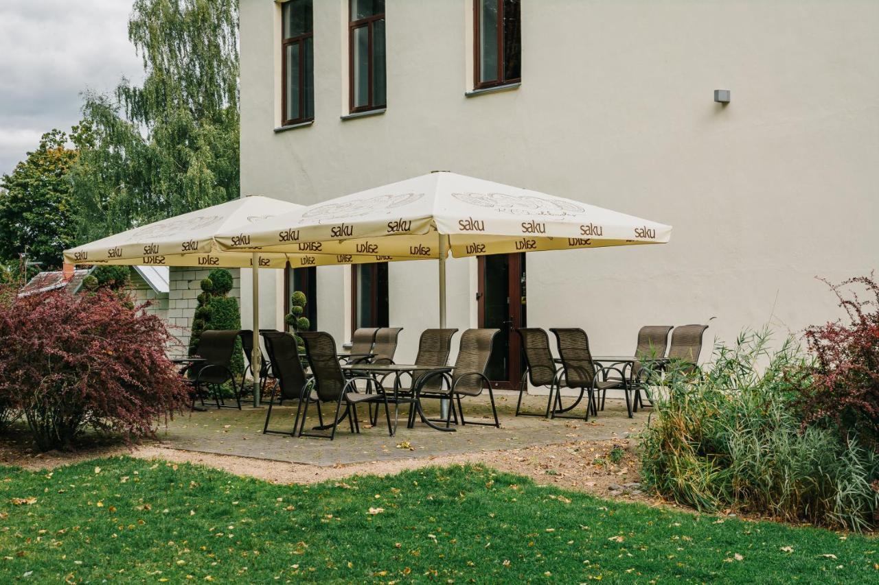 Hotel Metsis Valga Exterior photo